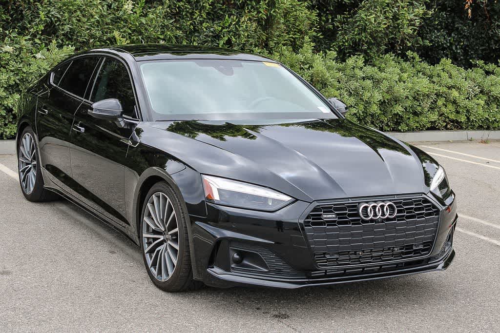 Thumbnail: 2023 Audi Q3 - 3