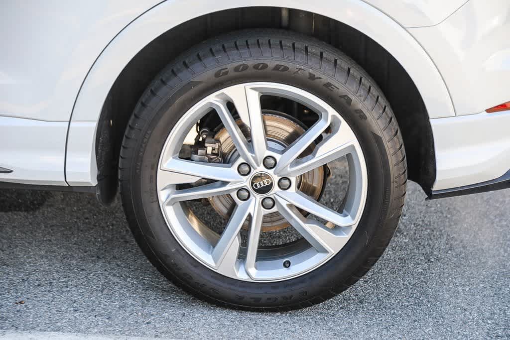 Thumbnail: 2022 Audi Q3 - 10