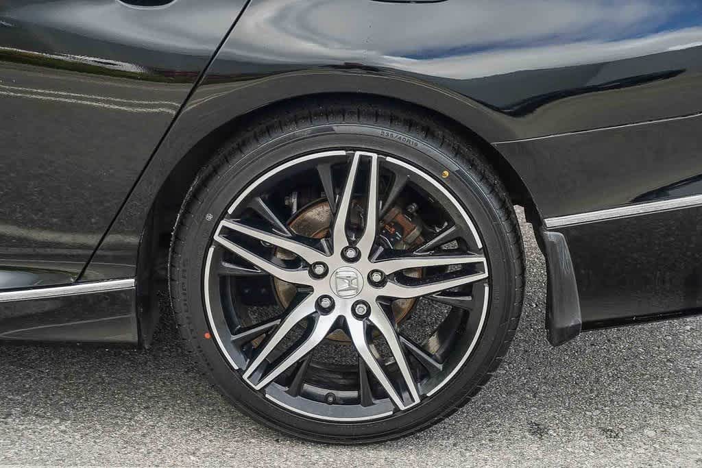 Thumbnail: 2021 Honda Accord - 11