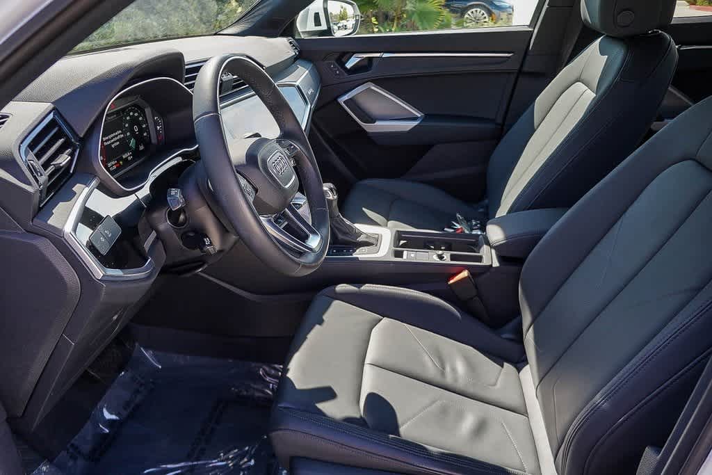 Thumbnail: 2023 Audi Q3 - 20