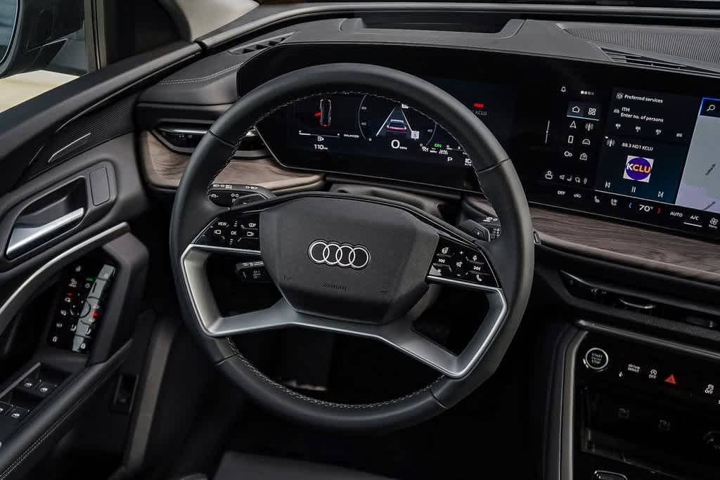 Thumbnail: 2025 Audi Q5 - 15