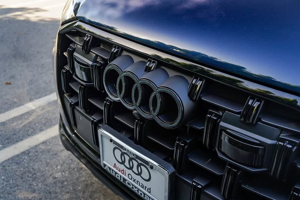 Thumbnail: 2026 Audi Q7 - 9