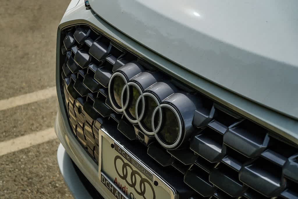 Thumbnail: 2025 Audi Q5 - 9