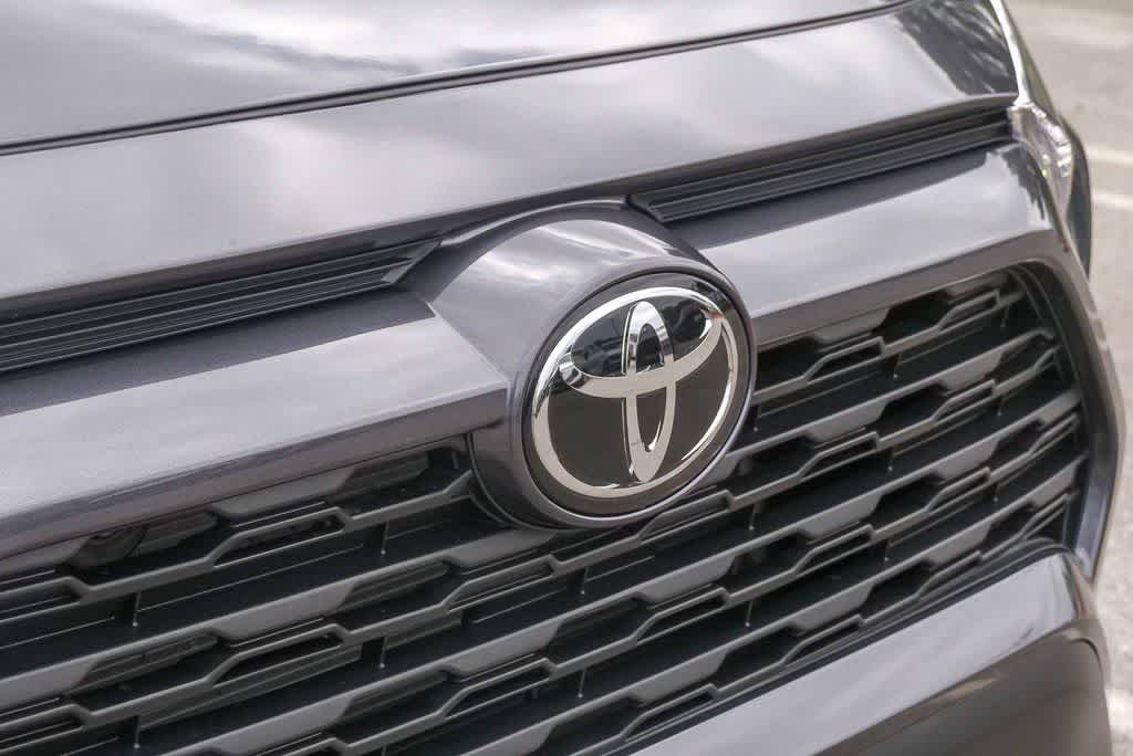 Thumbnail: 2025 Toyota RAV4 - 5