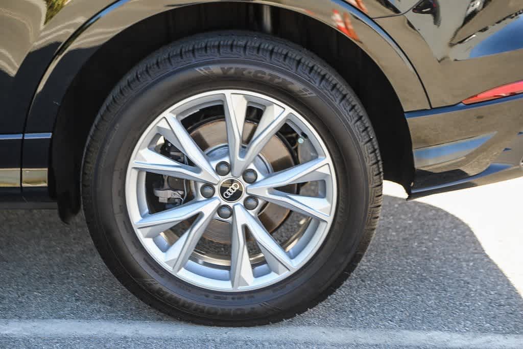 Thumbnail: 2022 Audi Q3 - 10