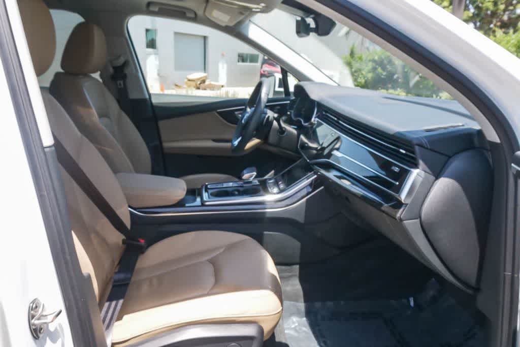 Thumbnail: 2023 Audi Q7 - 18