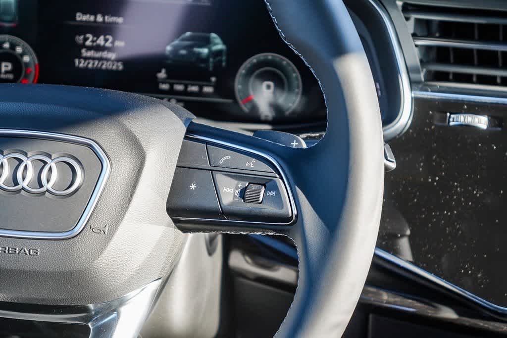 Thumbnail: 2026 Audi Q8 - 17