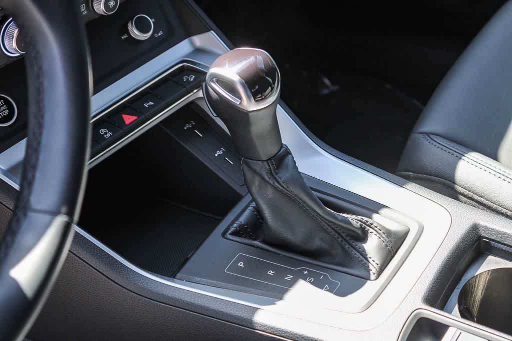 Thumbnail: 2022 Audi Q3 - 19