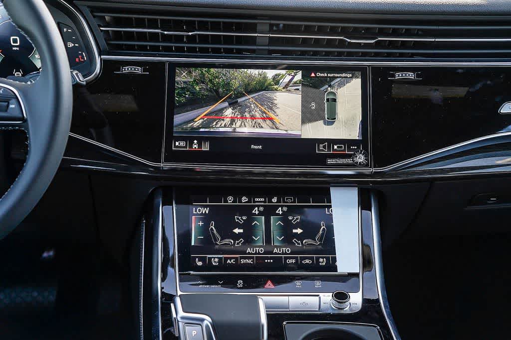 Thumbnail: 2026 Audi Q8 - 11