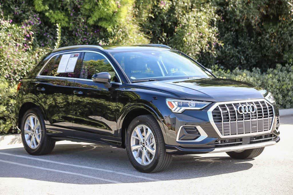 Thumbnail: 2024 Audi Q3 - 3