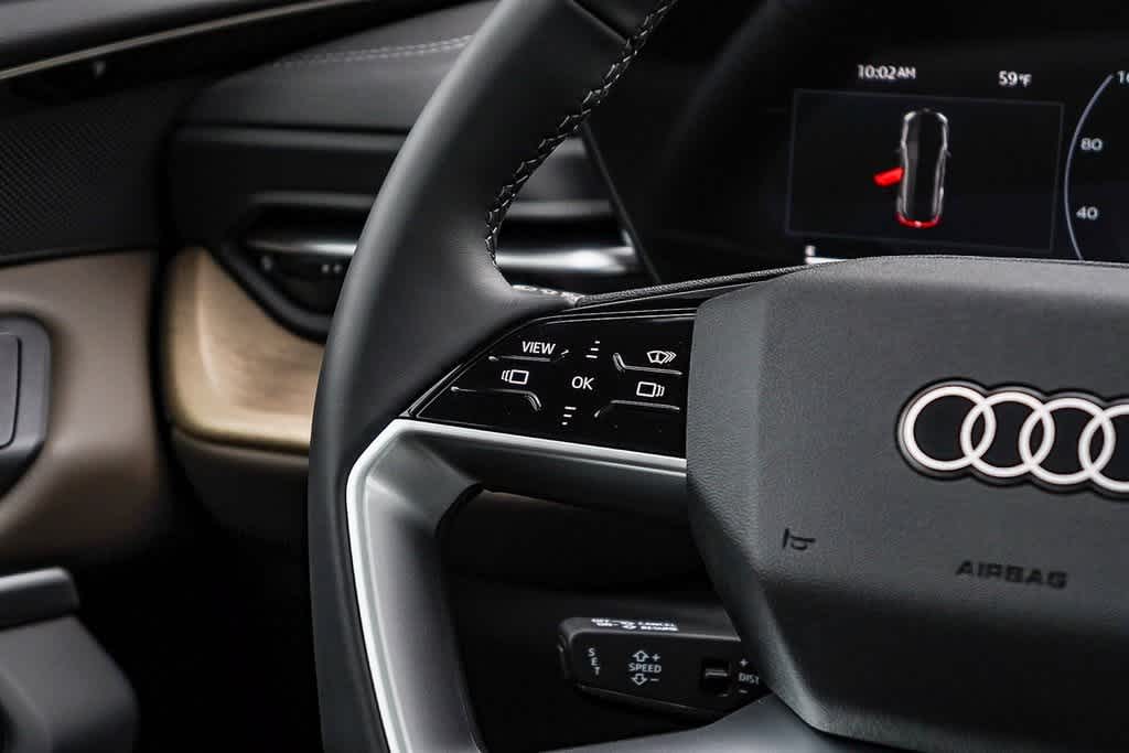 Thumbnail: 2025 Audi Q5 - 16