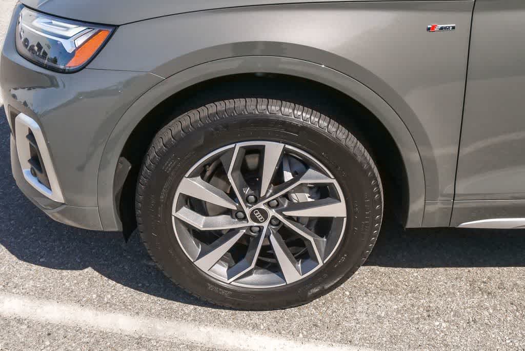 Thumbnail: 2023 Audi Q5 - 6