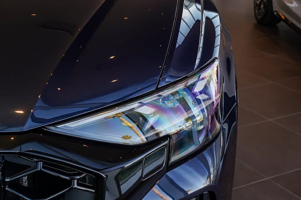 Thumbnail: 2026 Audi RS Q8 - 8