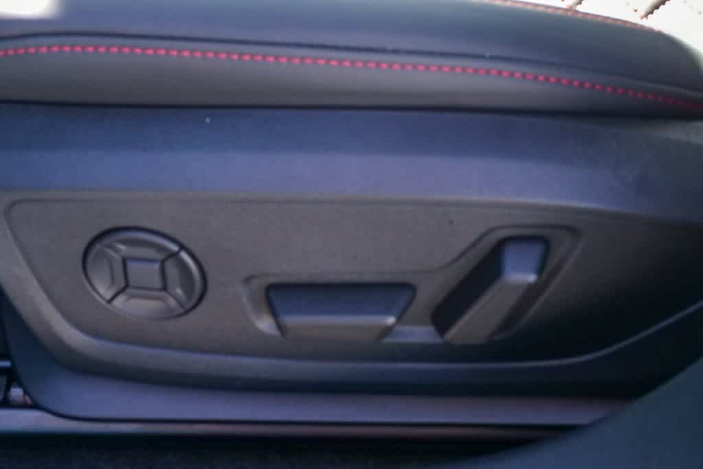 Thumbnail: 2026 Audi RS 3 - 20