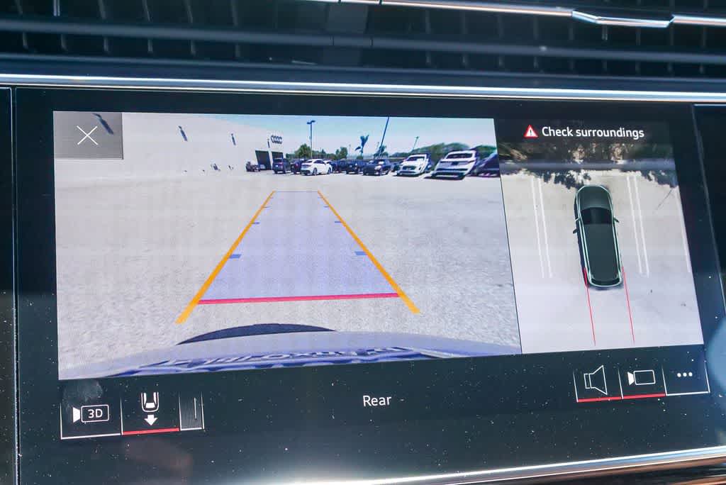 Thumbnail: 2023 Audi Q7 - 24