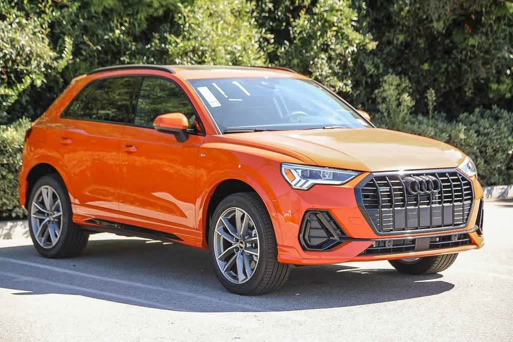 Thumbnail: 2025 Audi Q3 - 3