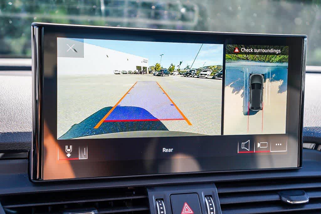 Thumbnail: 2023 Audi Q5 - 27