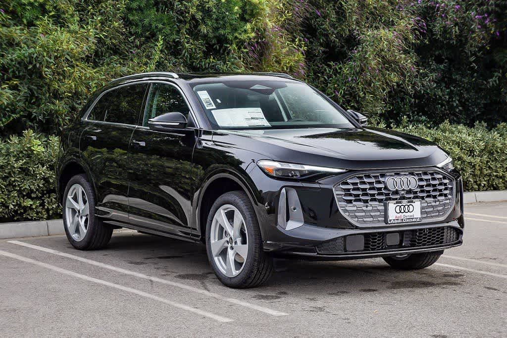 Thumbnail: 2025 Audi Q5 - 3