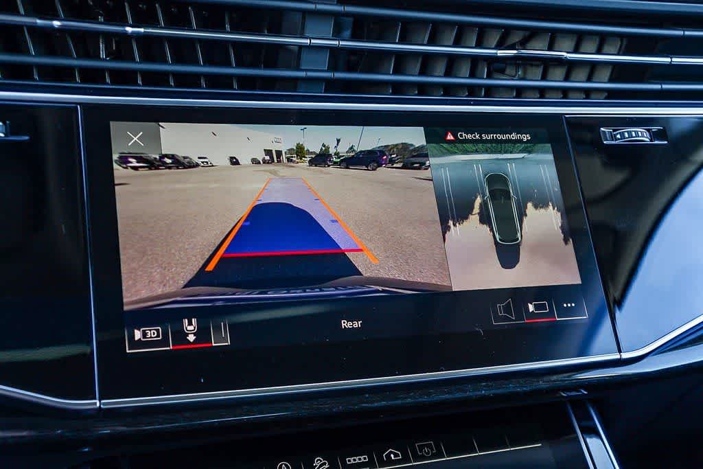 Thumbnail: 2023 Audi Q7 - 27