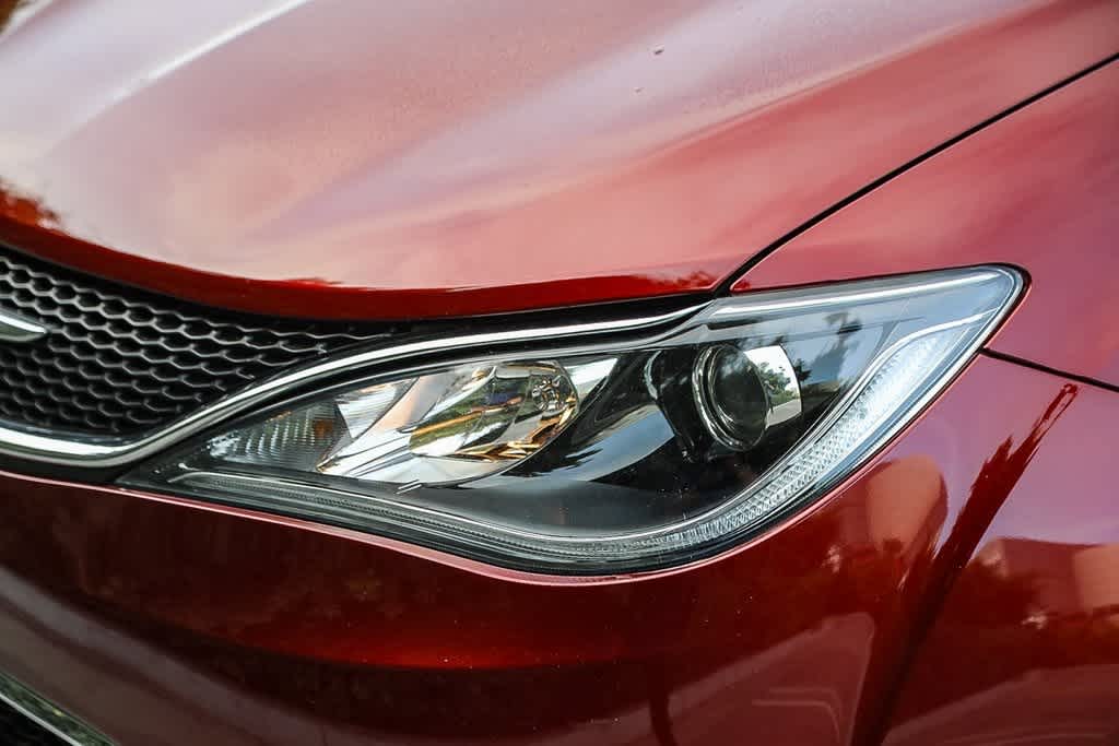 Thumbnail: 2019 Chrysler Pacifica - 7