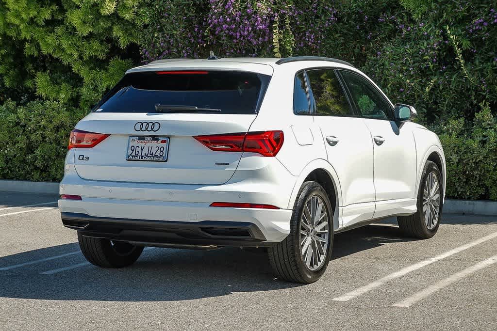 Thumbnail: 2023 Audi Q3 - 4