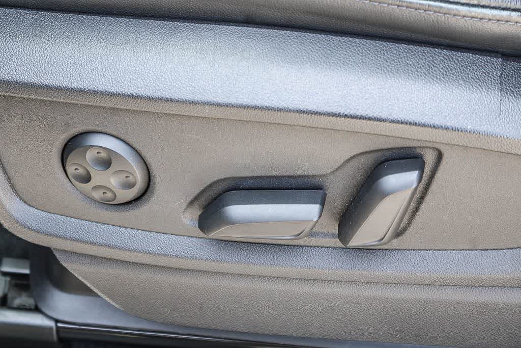 Thumbnail: 2023 Audi Q5 - 21