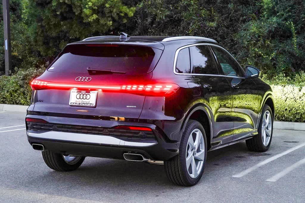 Thumbnail: 2025 Audi Q5 - 4