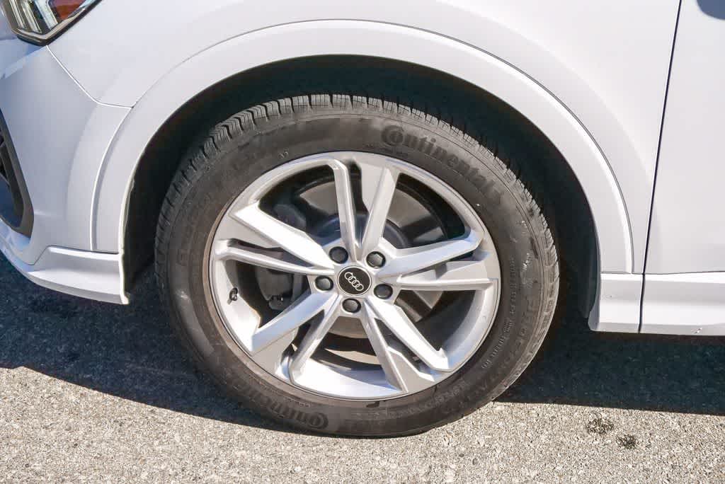 Thumbnail: 2023 Audi Q3 - 5