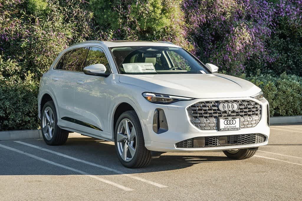 Thumbnail: 2025 Audi Q5 - 3