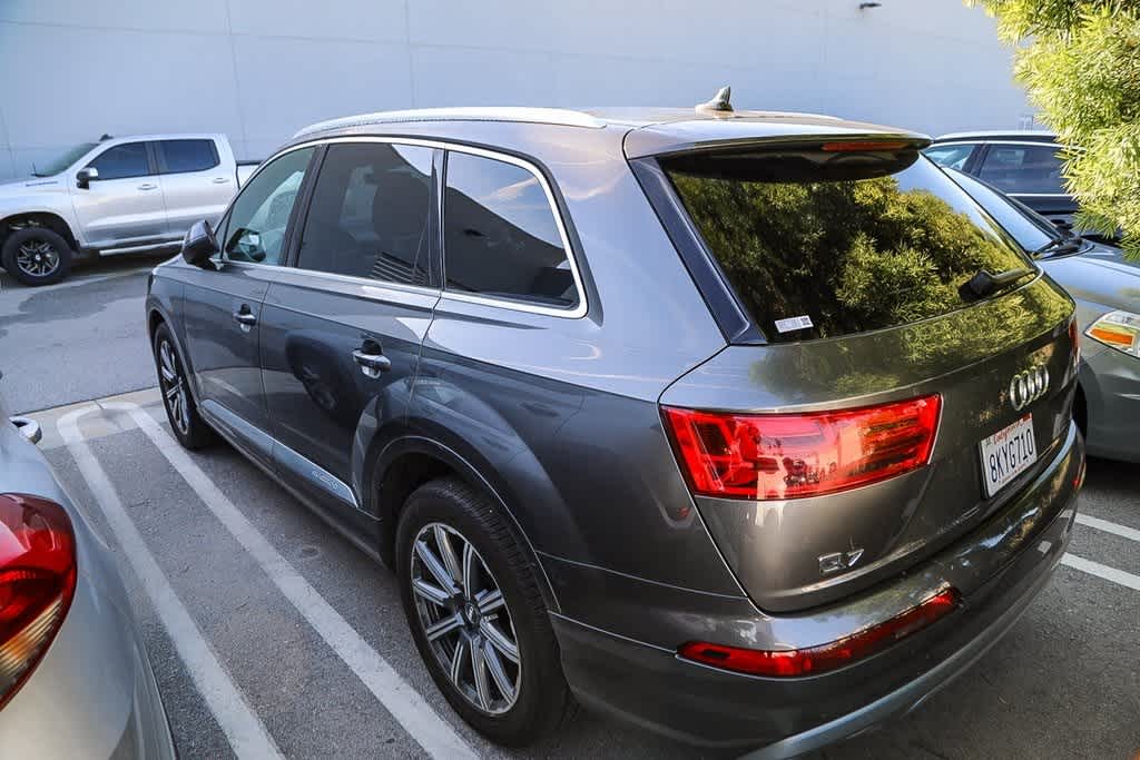 Thumbnail: 2019 Audi Q7 - 6
