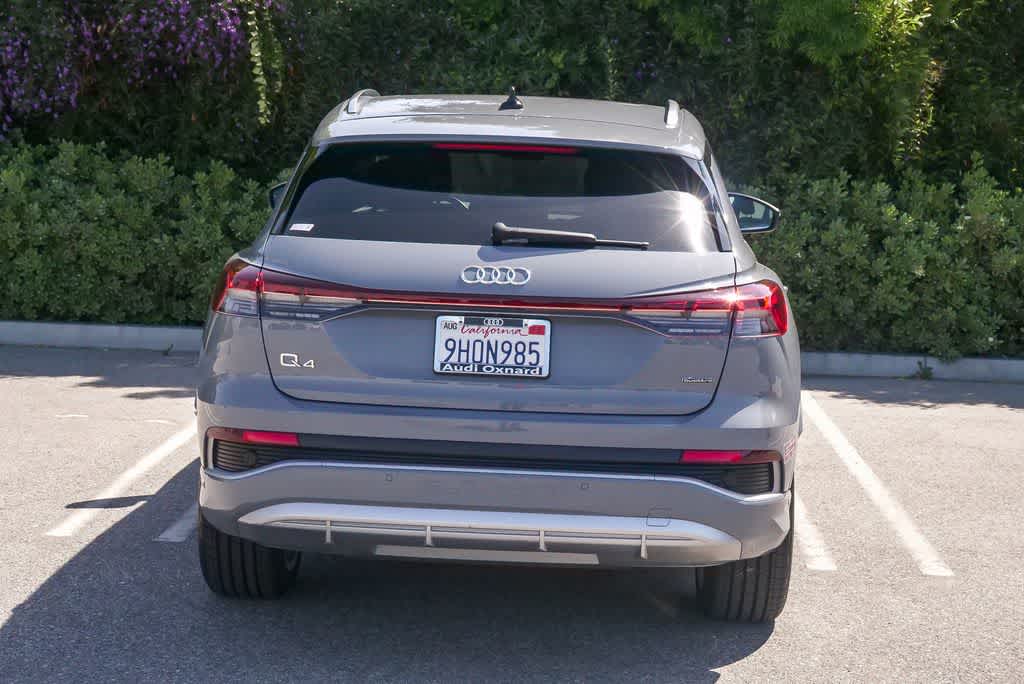 Thumbnail: 2023 Audi Q4 e-tron - 8