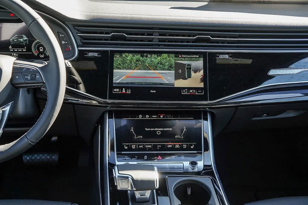 Thumbnail: 2026 Audi Q8 - 13