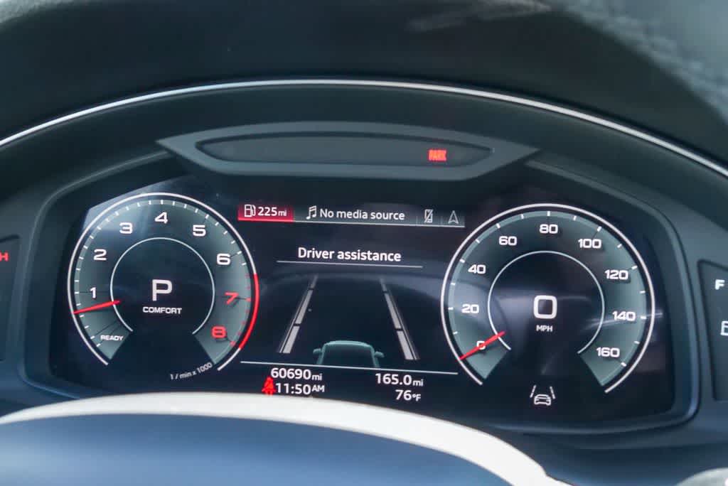 Thumbnail: 2023 Audi Q7 - 23