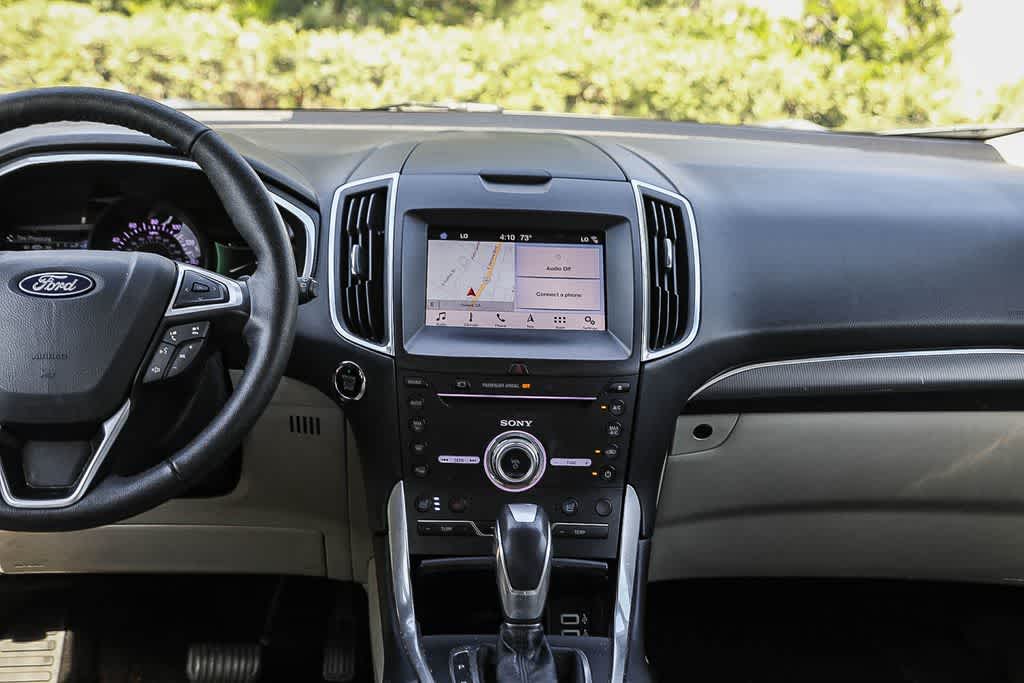 Thumbnail: 2018 Ford Edge - 11