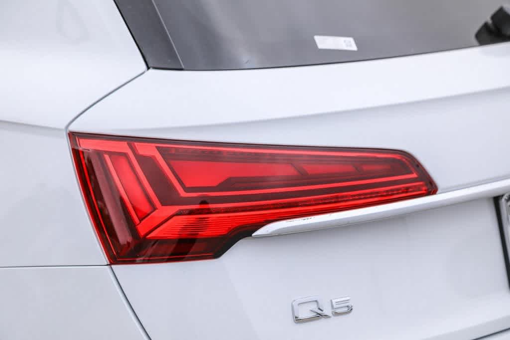 Thumbnail: 2024 Audi Q5 - 7
