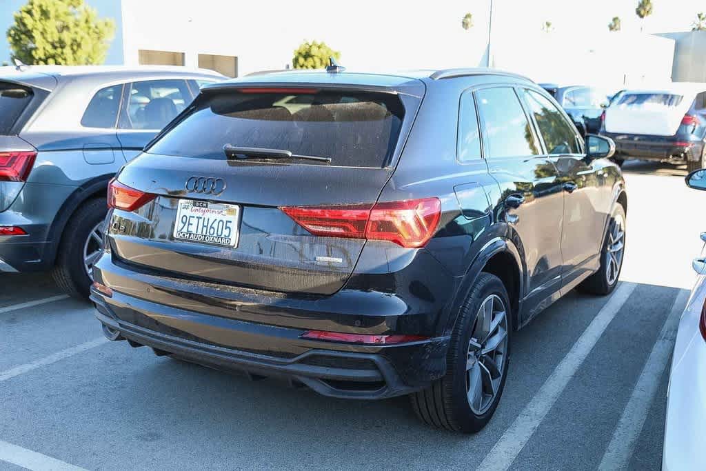 Thumbnail: 2023 Audi Q3 - 4