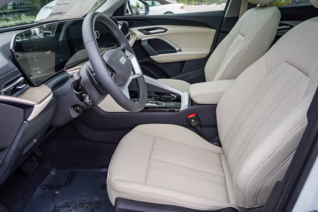 Thumbnail: 2025 Audi Q5 - 20