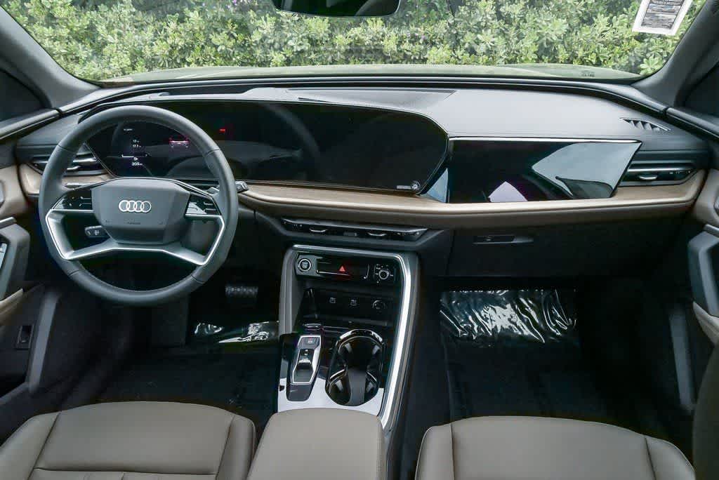 Thumbnail: 2025 Audi Q5 - 11