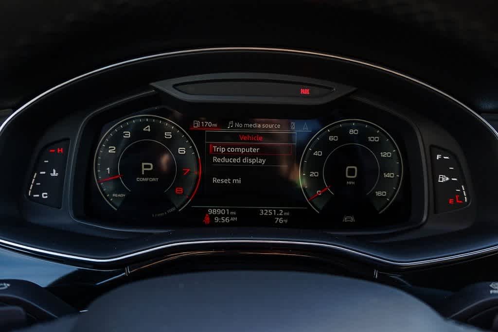 Thumbnail: 2021 Audi Q7 - 26