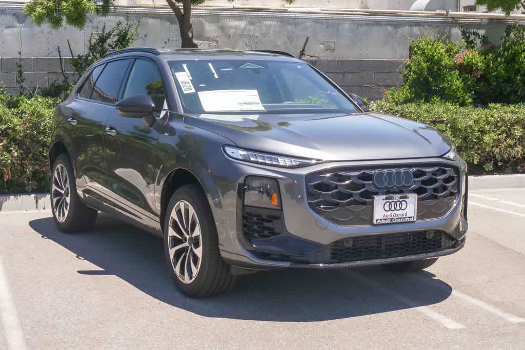 Thumbnail: 2026 Audi Q3 - 3