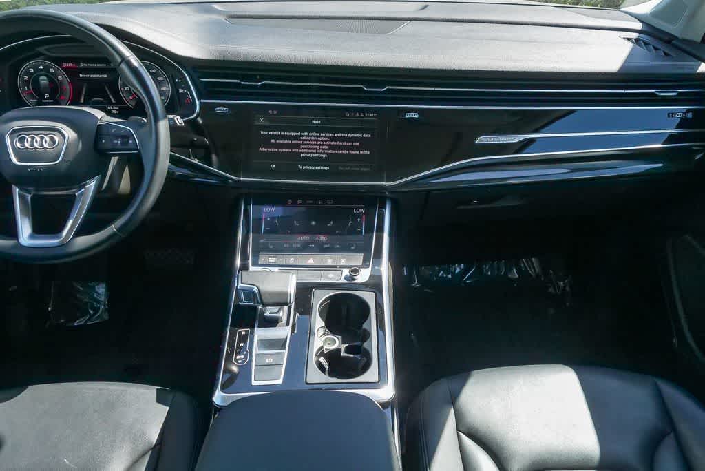 Thumbnail: 2023 Audi Q7 - 12
