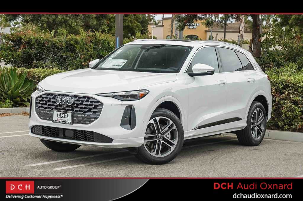 Thumbnail: 2026 Audi Q5 - 1
