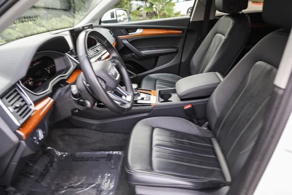 Thumbnail: 2023 Audi Q5 - 16