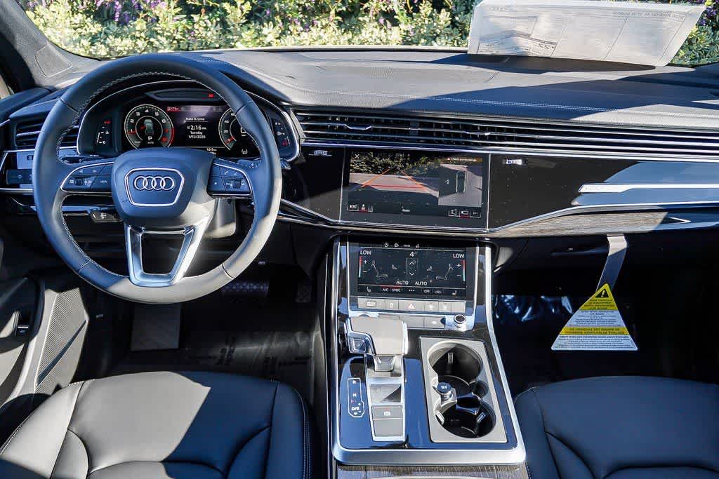 Thumbnail: 2026 Audi Q7 - 12