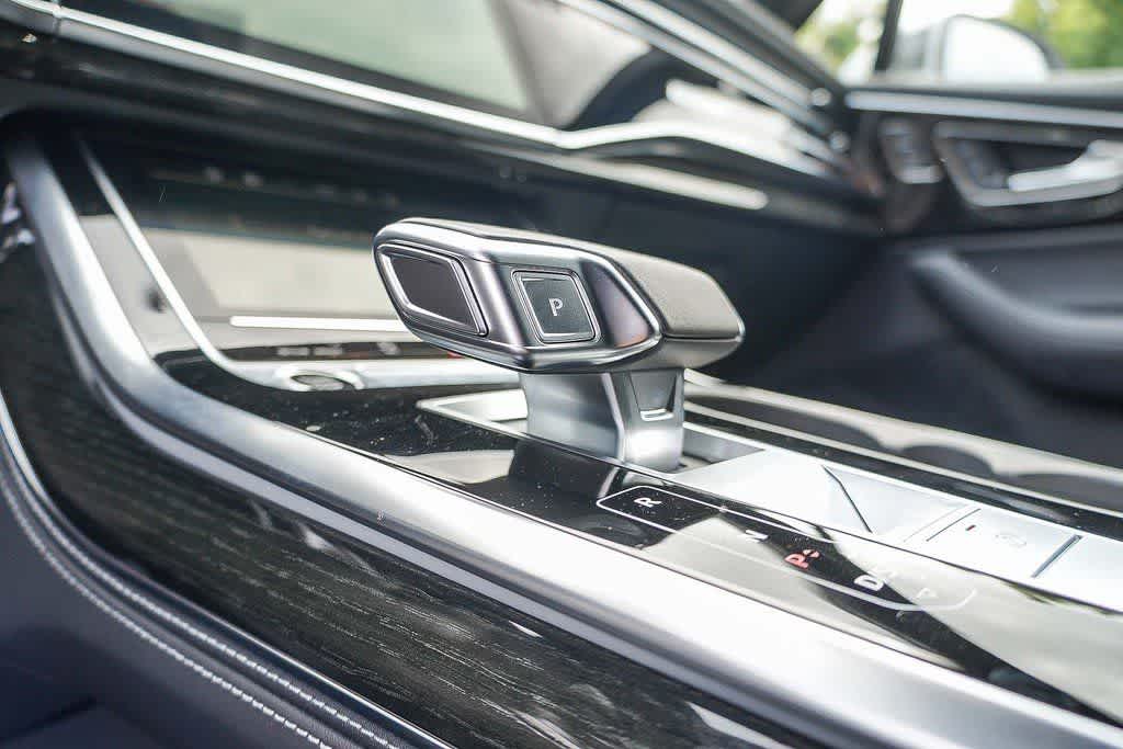 Thumbnail: 2025 Audi Q7 - 25