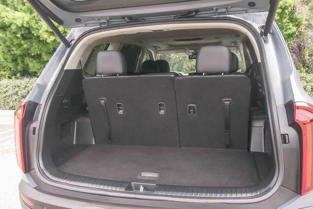 Thumbnail: 2021 Kia Telluride - 27