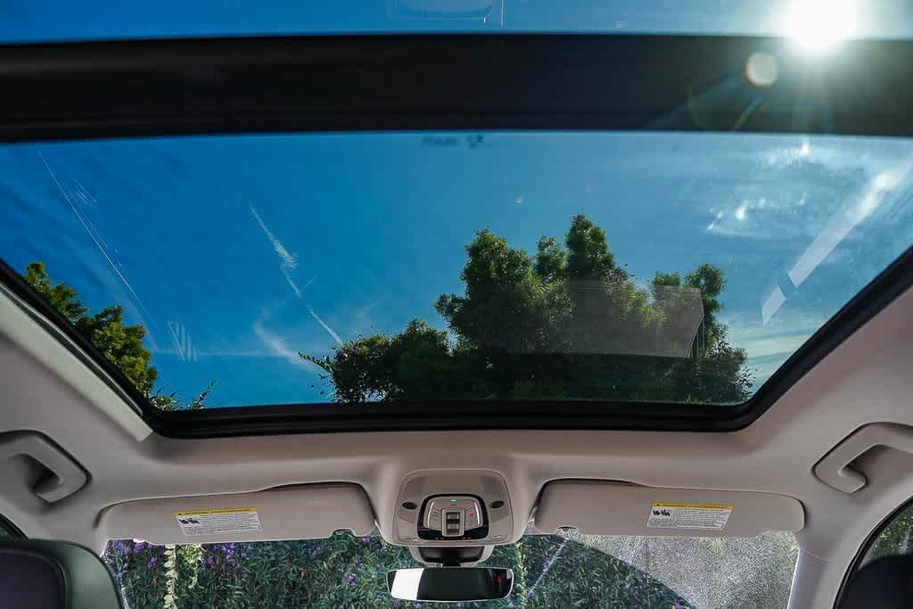 Thumbnail: 2023 Audi Q7 - 18