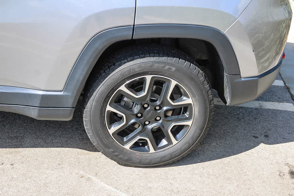 Thumbnail: 2020 Jeep Compass - 7