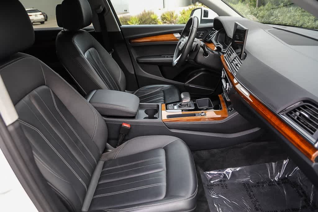 Thumbnail: 2023 Audi Q5 - 15