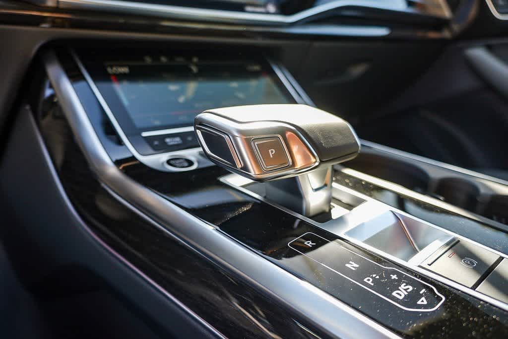 Thumbnail: 2026 Audi Q7 - 25